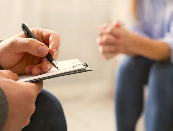 Échange en séance de psychothérapie